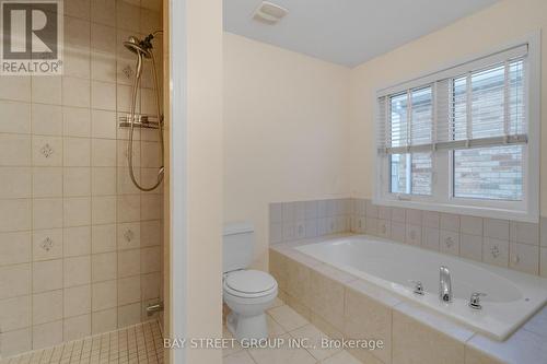3196 Tim Dobbie Drive, Burlington, ON - Indoor Photo Showing Bathroom