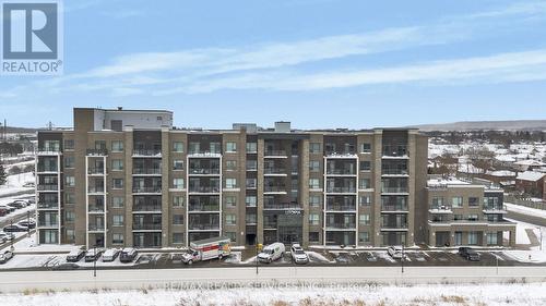 522 - 5055 GREENLANE ROAD  Lincoln, ON L3J 2J3