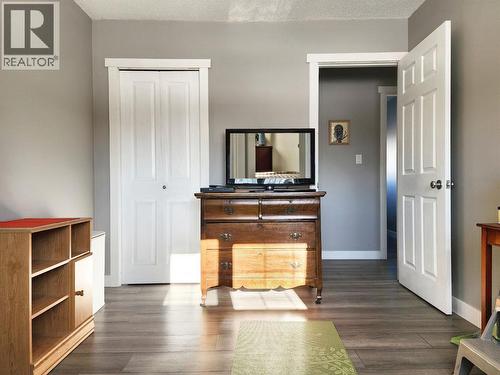 214 48 Avenue E, Claresholm, AB - Indoor Photo Showing Other Room