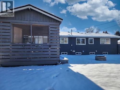 214 48 Avenue E, Claresholm, AB - Outdoor