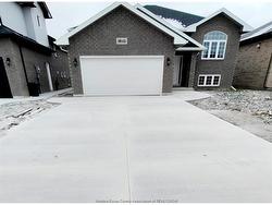 1045 ASPEN RIDGE Crescent  Lakeshore, ON N8L 1A8