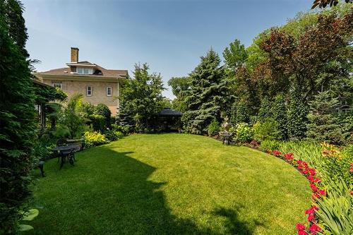 134 Harrow St, Winnipeg, MB 