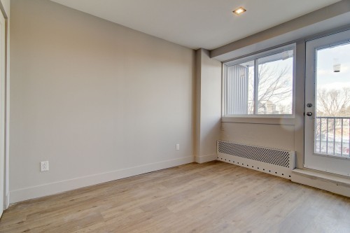 Vue d'ensemble - 810-2555 Av. Benny, Montréal (Côte-Des-Neiges/Notre-Dame-De-Grâce), QC - Indoor Photo Showing Other Room