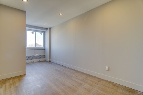 Vue d'ensemble - 810-2555 Av. Benny, Montréal (Côte-Des-Neiges/Notre-Dame-De-Grâce), QC - Indoor Photo Showing Other Room