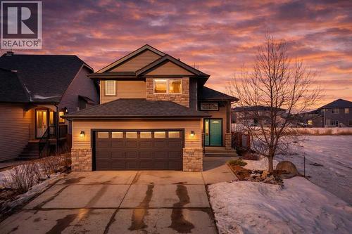 24 Lincoln Street S  Sylvan Lake, AB T4S 2P9