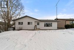 4723 52 Street  Lougheed, AB T0B 2V0