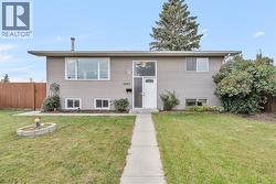 9883 Athens Road SE  Calgary, AB T2J 1B8