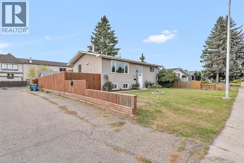 9883 Athens Road Se, Calgary, AB - Outdoor