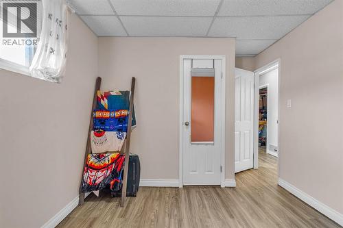9883 Athens Road Se, Calgary, AB - Indoor Photo Showing Other Room