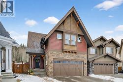 105 Riviera Crescent  Cochrane, AB T4C 0V4