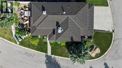 103 Stratton Park Sw, Calgary, AB - Outdoor