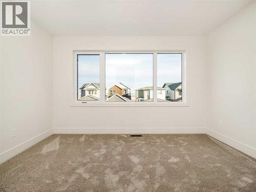 224 Blackwolf Place N, Lethbridge, AB - Indoor Photo Showing Other Room