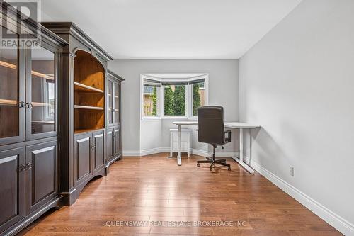 69 Cityview Circle, Barrie, ON - Indoor Photo Showing Office