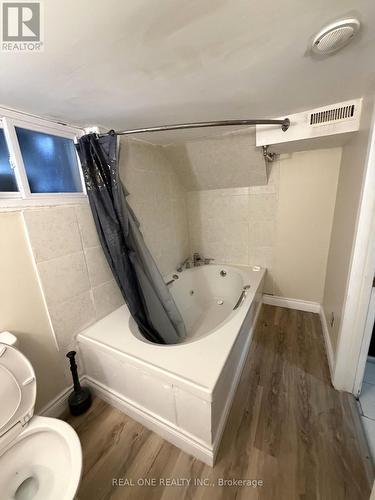 Unit B - Bathroom - 53 Robert Street, Milton, ON - Indoor Photo Showing Bathroom