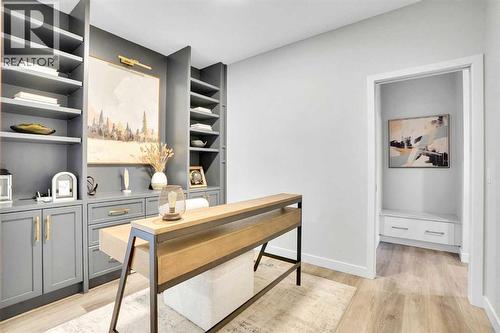 86 Edith Row Nw, Calgary, AB - Indoor