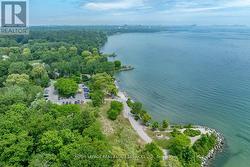 CLOSE TO LAKE - 