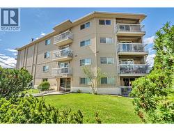 803 Fairview Road Street Unit# 201  Penticton, BC V2A 5Y7