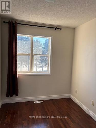 5 Maple Park Way, Markham, ON - Indoor Photo Showing Other Room