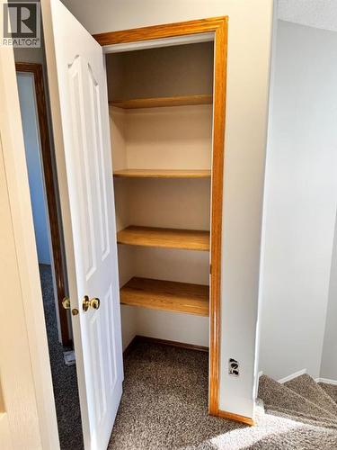 61 Lakeview Close, Blackfalds, AB - Indoor