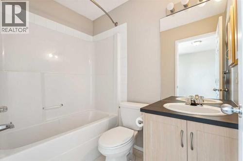 73 Rocky Ridge Heath Nw, Calgary, AB - Indoor Photo Showing Bathroom