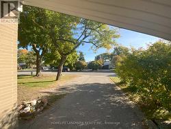 70 HOLFORD CRESCENT  Toronto, ON M1T 1M2