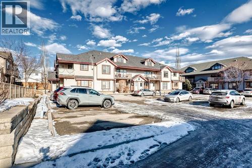 205, 27 Everridge Square Sw, Calgary, AB - Outdoor