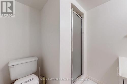 48 Coverdale Crescent, Toronto, ON - Indoor Photo Showing Bathroom
