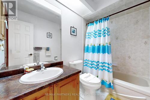 48 Coverdale Crescent, Toronto, ON - Indoor Photo Showing Bathroom