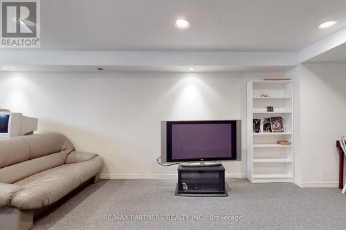 48 Coverdale Crescent, Toronto, ON - Indoor