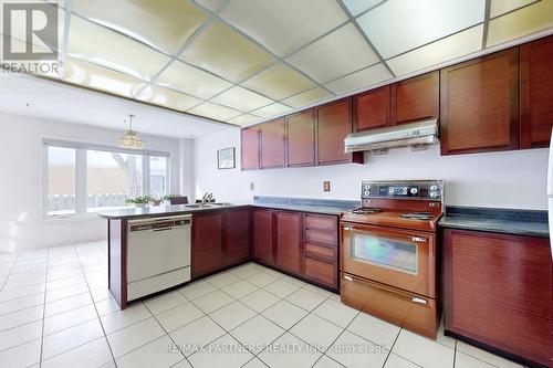 48 Coverdale Crescent, Toronto, ON - Indoor Photo Showing Kitchen