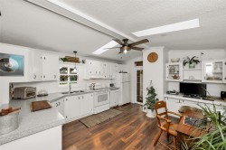 222-2779 Stautw Rd  Central Saanich, BC V8M 2C8