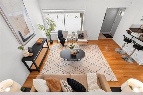 102 Woodfield Bay, Winnipeg, MB 