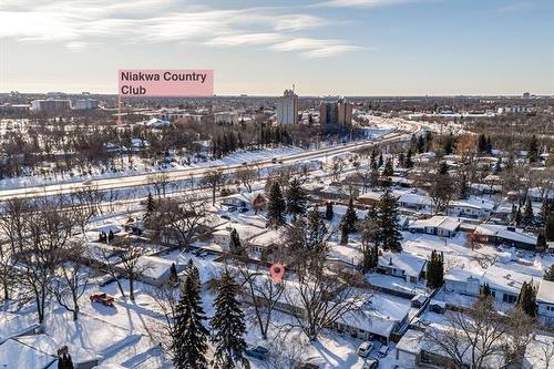 37 Mohawk Bay, Winnipeg, MB 