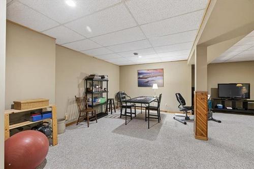 424 Burland Ave, Winnipeg, MB 