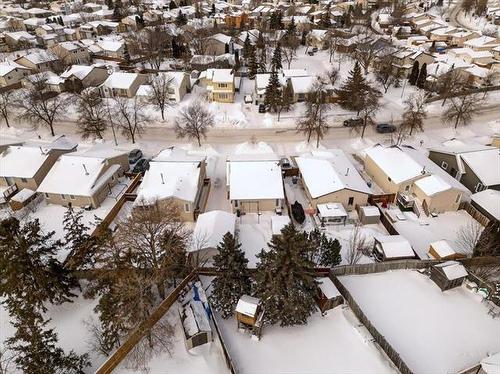 424 Burland Ave, Winnipeg, MB 