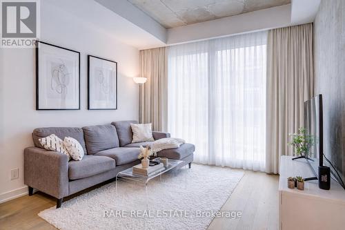 513 - 39 BRANT STREET  Toronto, ON M5V 0M8