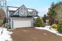 23 Lakeshore Park Terrace  Dartmouth, NS B3A 4Z4