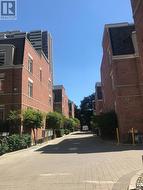 202 - 415 JARVIS STREET  Toronto, ON M4Y 3C1