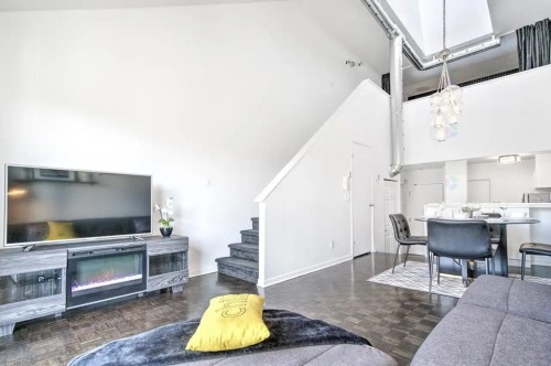 Vue d'ensemble - 2446 Rue Charles-Darwin, Montréal (Saint-Laurent), QC - Indoor Photo Showing Other Room