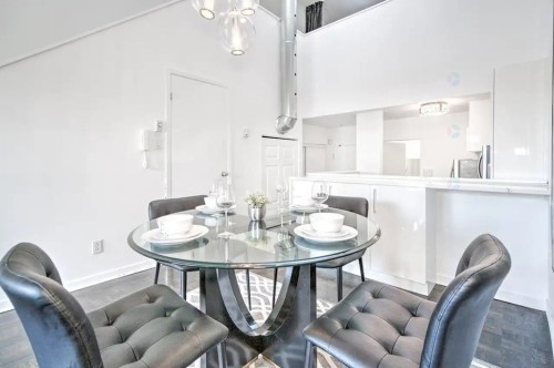 Salle à manger - 2446 Rue Charles-Darwin, Montréal (Saint-Laurent), QC - Indoor Photo Showing Dining Room