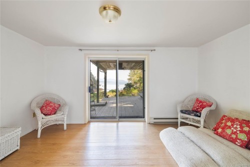 212 Sunset Dr, Salt Spring, BC 