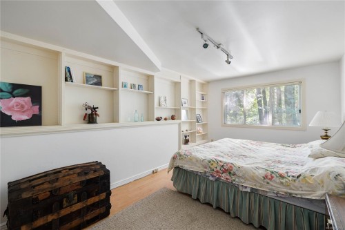 212 Sunset Dr, Salt Spring, BC 