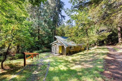212 Sunset Dr, Salt Spring, BC 