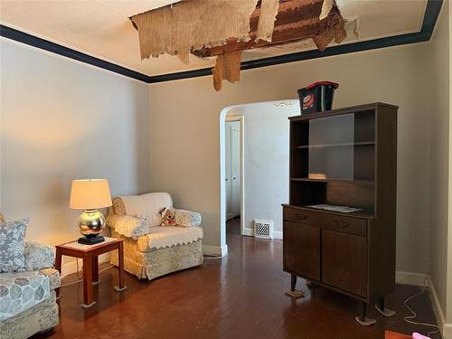 221 Roberta Ave, Winnipeg, MB 