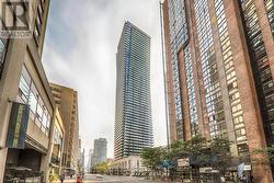 402 - 1080 BAY STREET  Toronto, ON M5S 0A5