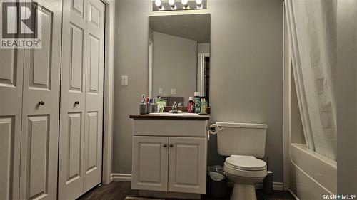 10 103 Banyan Crescent, Saskatoon, SK - Indoor Photo Showing Bathroom