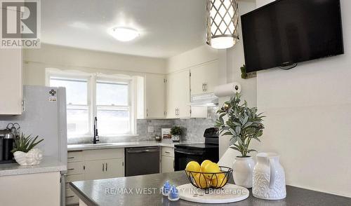 442 Highland Road E, Kitchener, ON - Indoor