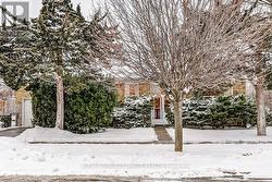 48 KECALA ROAD  Toronto, ON M1P 1K6