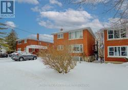 196 ALLEN STREET E  Waterloo, ON N2J 1K1