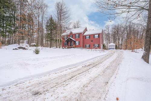 390 Rue du Clos-du-Meunier  Prévost, QC J0T 1T0